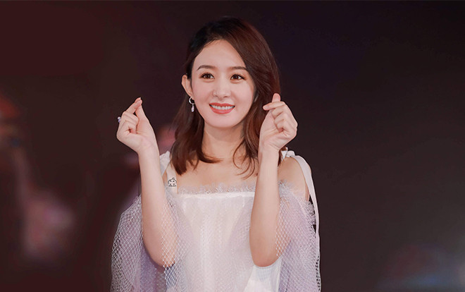 Triệu Lệ Dĩnh: 'Từ khi kết hôn có con, tôi đã thay đổi - tìm thấy được niềm vui đích thực của cuộc đời mình' Ảnh 2