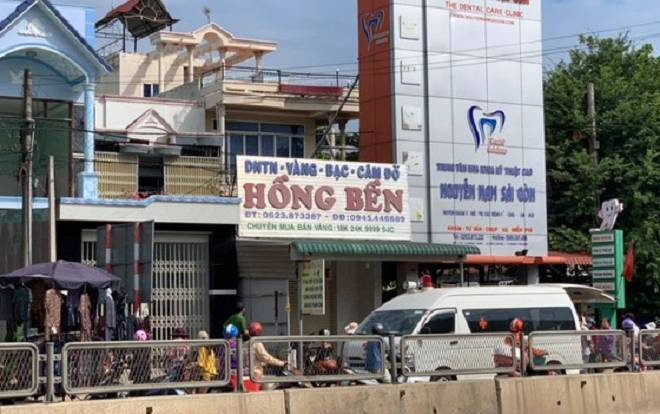 Chủ tiệm vàng tá hỏa phát hiện trộm 'cuỗm' 200 cây vàng lúc rạng sáng Ảnh 2