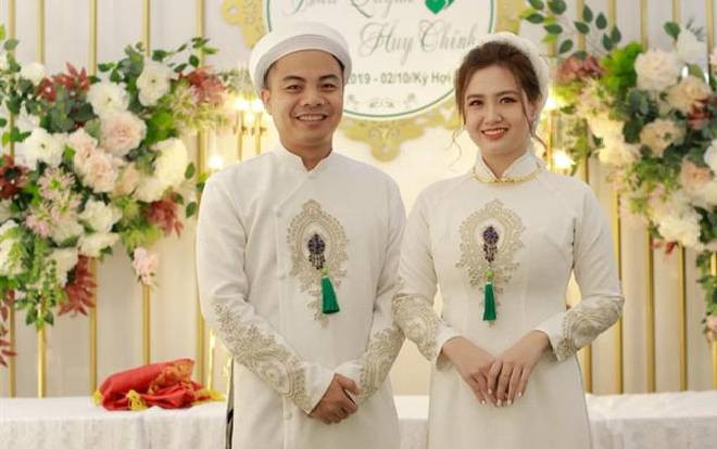 Lộ diện cặp đôi cô dâu chú rể nhà sát vách đang gây sốt mạng xã hội cùng những chi tiết thú vị Ảnh 2