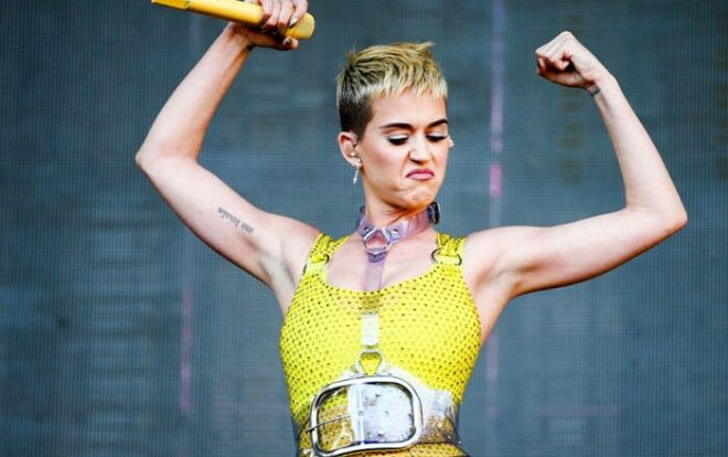 Chế độ ăn kiêng cực đoan của sao Hollywood: Ăn đất sét, trứng sống, gây mê, tiêm máu… Ảnh 2