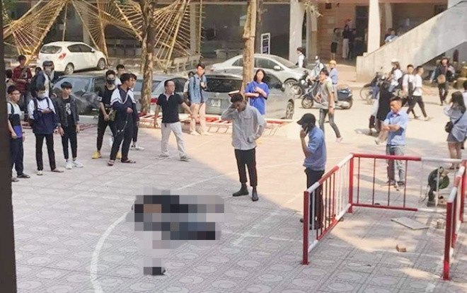 Danh tính nam sinh đại học Kiến trúc rơi từ tầng 13 xuống đất đè trúng bạn, 2 người thương vong Ảnh 2