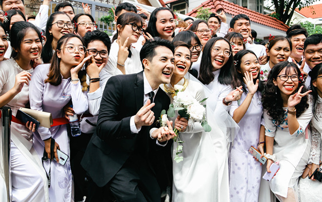 Fan Ông Cao Thắng - Đông Nhi: '10 năm đồng hành bên nhau, chúng em tin vào tình yêu của 2 anh chị' Ảnh 2