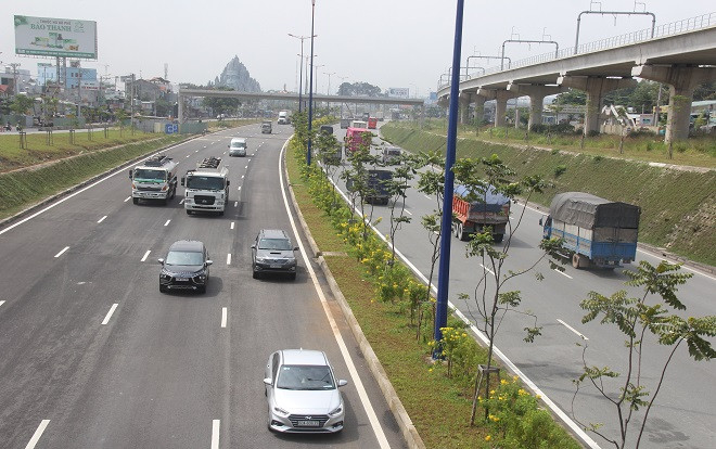 Chính thức thông xe hầm chui giải tỏa ùn tắc cửa ngõ TP.HCM Ảnh 2