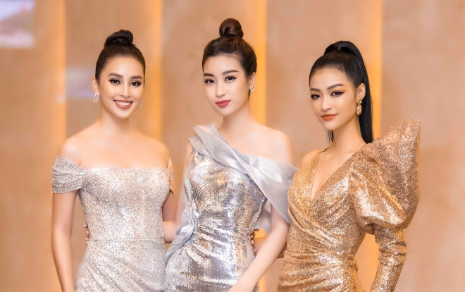 Đỗ Mỹ Linh - Tiểu Vy - Kiều Loan đẹp rạng rỡ, chiếm spotlight tại lễ trao giải vô địch bóng đá Ảnh 2