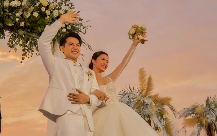 Đầm cưới mong manh như giọt sương của Đông Nhi khiến cô gái nào cũng đều khao khát Ảnh 2