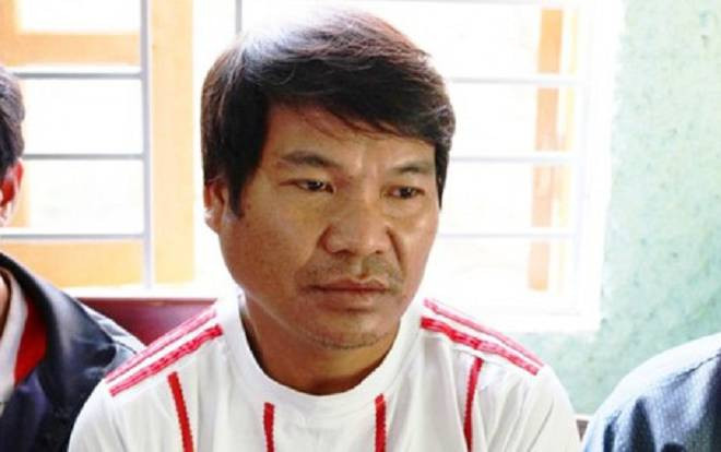 Thấy bò nhà hàng xóm vào vườn ăn cỏ, người đàn ông dùng gậy đánh chết rồi xẻ thịt ăn Ảnh 2