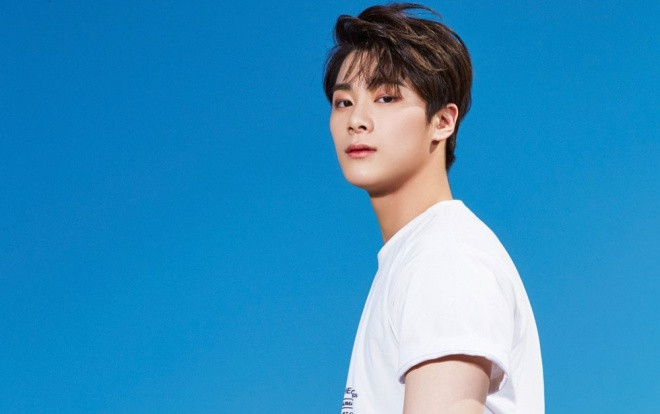 Gần kề ngày tái xuất, Moonbin ASTRO thông báo tạm dừng hoạt động vì sức khoẻ Ảnh 2