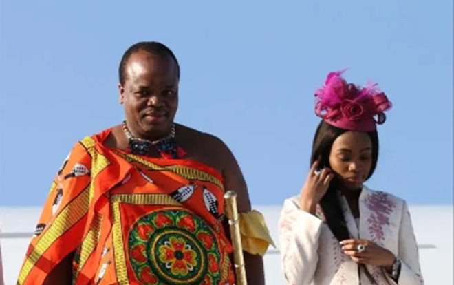 Vua châu Phi mua dàn siêu xe 387 tỷ tặng 14 bà vợ Ảnh 2