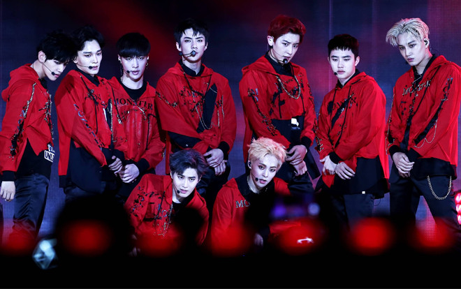 Nhờ 'Monster', EXO chính thức sở hữu MV đầu tiên cán mốc lượt xem ấn tượng này Ảnh 2