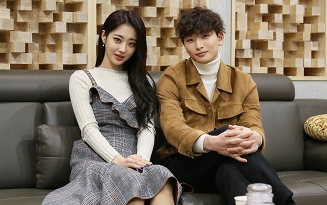 Kyungri viết tâm thư gửi người hâm mộ sau tin xác nhận hẹn hò với Jeon Jinwoon (2AM) Ảnh 2