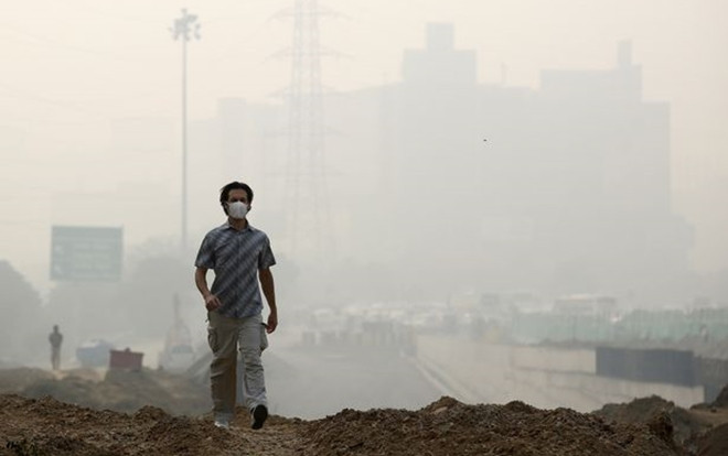 Cuộc sống khốn khổ như 'ngày tận thế' của người dân thành phố ô nhiễm nhất thế giới Ảnh 2