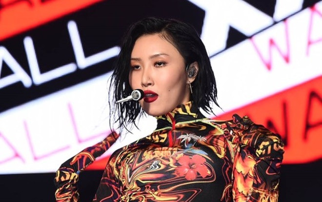 Hwasa (Mamamoo) lên tiếng việc không mặc đồ lót nơi công cộng: Knet phản ứng bất ngờ! Ảnh 2