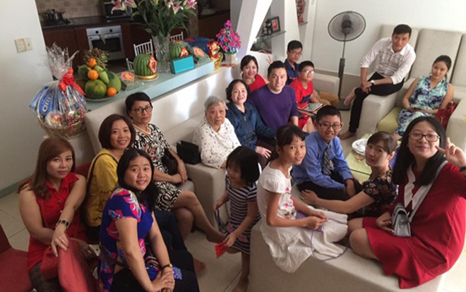 Những nghệ sĩ đông anh chị em nhất showbiz Việt, có gia đình lên đến 16 người Ảnh 2