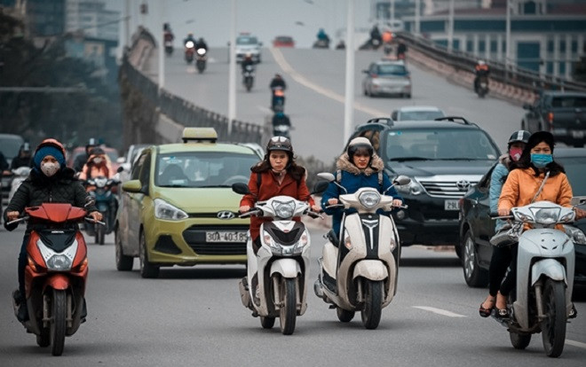 Dự báo thời tiết 18/11: Hà Nội trở rét, Trung Bộ mưa dông Ảnh 2