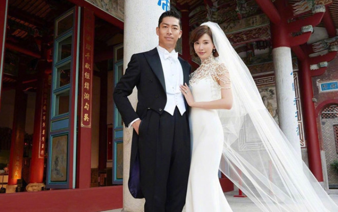 Cận cảnh chi tiết váy cưới lộng lẫy của Lâm Chí Linh 'gây sốt' khắp mạng xã hội Ảnh 2