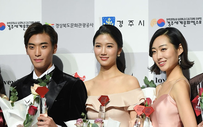 Chung kết 'Siêu mẫu nam/nữ Hàn Quốc 2019': Nhan sắc Quán quân và Á quân gây sốt vì kém xinh! Ảnh 2