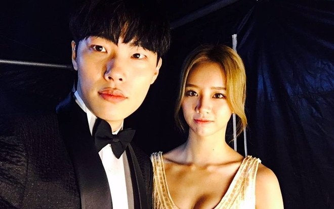 Hyeri chia sẻ về bạn trai Ryu Jun Yeol: 'Đôi khi anh ấy lạnh lùng nhưng cũng vô cùng ấm áp' Ảnh 2