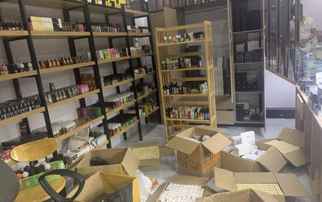 Thu giữ số lượng lớn thuốc lá điện tử nghi nhập lậu tại 2 kho hàng ở Đà Nẵng Ảnh 2