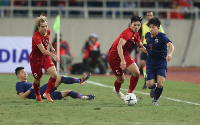 Báo Hà Lan: 'Văn Hậu quá quả cảm, như John Terry' Ảnh 2