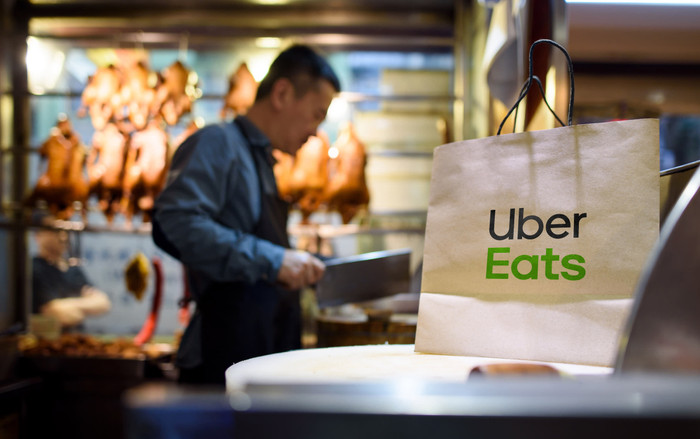 Vì sao gần một nửa tài xế giao đồ ăn ở Đài Loan có bằng đại học? Ảnh 2