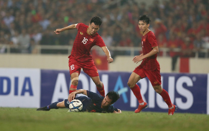 Bóng đá Việt Nam: Gặp Thái Lan là bị thua thiệt vì trọng tài Ảnh 2