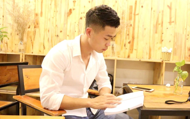 Khi Công Phượng, Văn Toàn, Xuân Trường diện sơ mi trắng đẹp rạng ngời như soái ca Ảnh 2