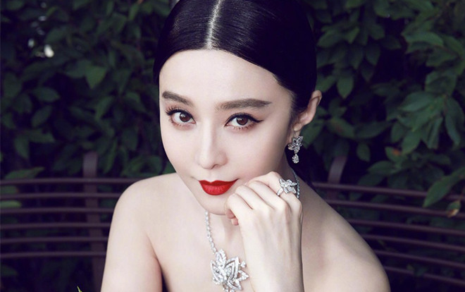 Tạo kỷ lục hơn 120 vụ kiện/năm, Phạm Băng Băng đúng nghĩa ngồi không cũng kiếm được tiền Ảnh 2