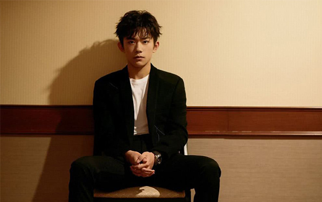 Dựa vào đâu Dịch Dương Thiên Tỉ trở thành lưu lượng chuyển biến thành công nhất? Ảnh 2