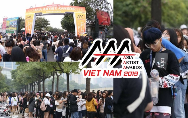 Cập nhật AAA 2019 trước giờ G: Sân vận động Mỹ Đình 'thất thủ' bởi hàng ngàn khán giả vây kín từ phía ngoài Ảnh 2