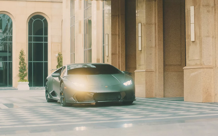 Siêu xe Lamborghini Huracan trong MV mới của Ninh Dương Lan Ngọc có gì đặc biệt? Ảnh 2