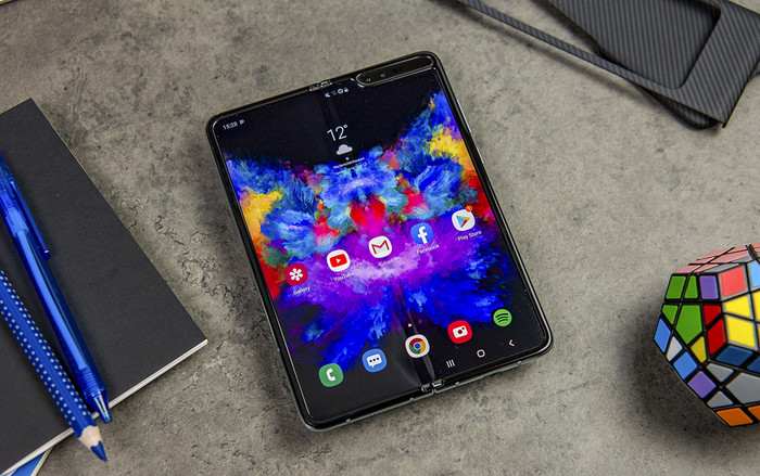 Galaxy Fold cháy hàng ở Việt Nam chỉ sau vài giờ mở bán Ảnh 2