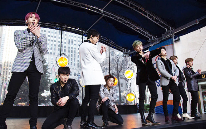 Xem ngay tiết mục bùng nổ 'Superhuman' và 'Highway to Heaven' của NCT 127 trên sân khấu 'Today Show' Ảnh 2