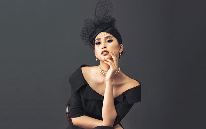 Thay kiểu tóc mới lạ, Tiểu Vy hóa nàng tiểu thư cổ điển tưởng không hợp mà lại hợp không tưởng Ảnh 2