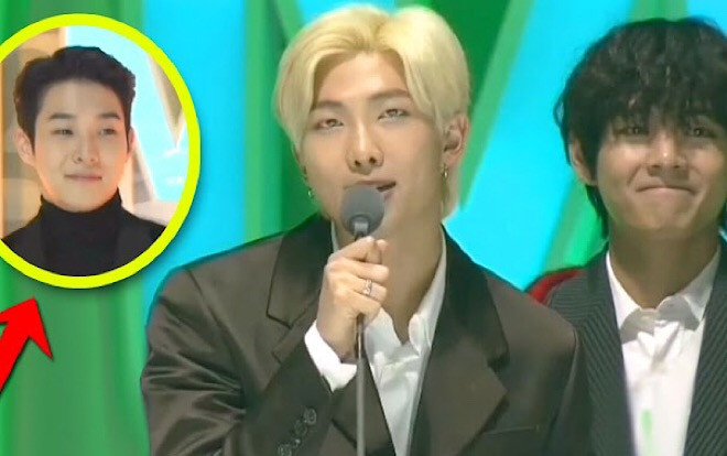 V (BTS) - Choi Woo Sik 'liếc mắt đưa tình', cố nhịn cười khi RM phát biểu trên sân khấu 'MMA 2019' Ảnh 2
