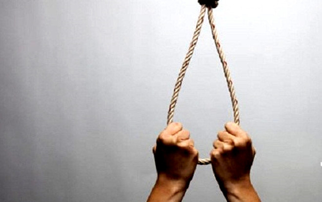 Phát hiện nữ sinh lớp 7 tử vong trong tư thế treo cổ, nghi tự tử làm theo một trang mạng từ nước ngoài Ảnh 2