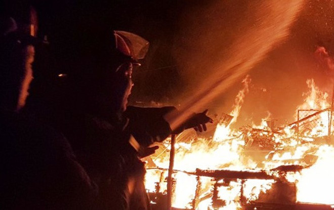 Cháy lớn căn nhà ở Sài Gòn lúc rạng sáng, 3 người tử vong thương tâm Ảnh 2