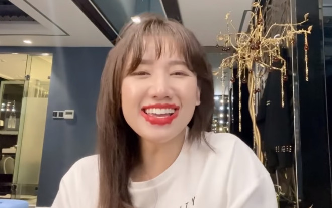 Hướng dẫn tô son theo phong cách 'môi sò', Hari Won khiến fan ôm bụng cười nắc nẻ khi thấy thành quả Ảnh 2