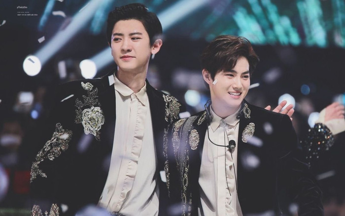 Ai là người đẹp nhất EXO trong 'BXH nhan sắc' của Suho và Chanyeol? Ảnh 2