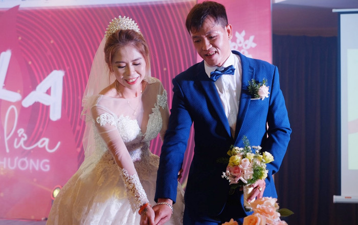 Cuộc sống đổi thay của người từng nghiện ma tuý, nhiễm HIV khét tiếng đất Cảng trở thành 'hiệp sĩ cứu sốc' cho hơn 600 người Ảnh 2