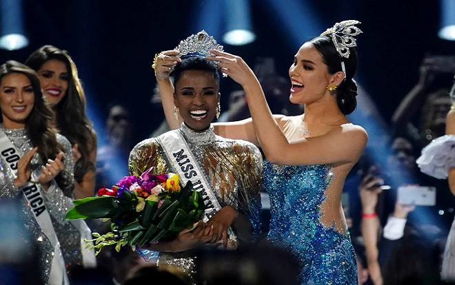 Trình độ học vấn của tân Hoa hậu Hoàn vũ Thế giới - Miss Universe 2019 Ảnh 2