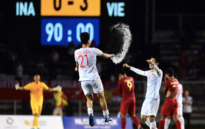 Vì sao ông Park Hang Seo không thu smartphone của U22 Việt Nam tại SEA Games 30 Ảnh 2