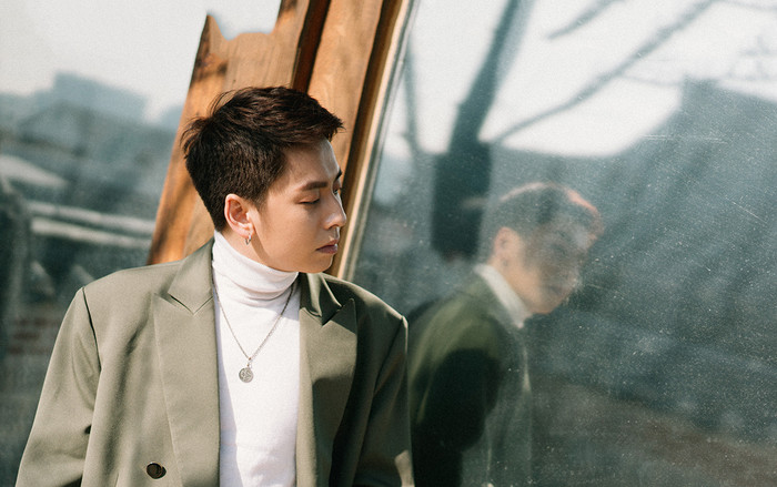 Osad xuất hiện cực chất, khoe vẻ đẹp 'nam thần' trên đường phố Seoul Ảnh 2