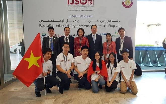 Đoàn học sinh Việt Nam giành 3 HCV, 3 HCB tại Olympic Khoa học quốc tế Ảnh 2