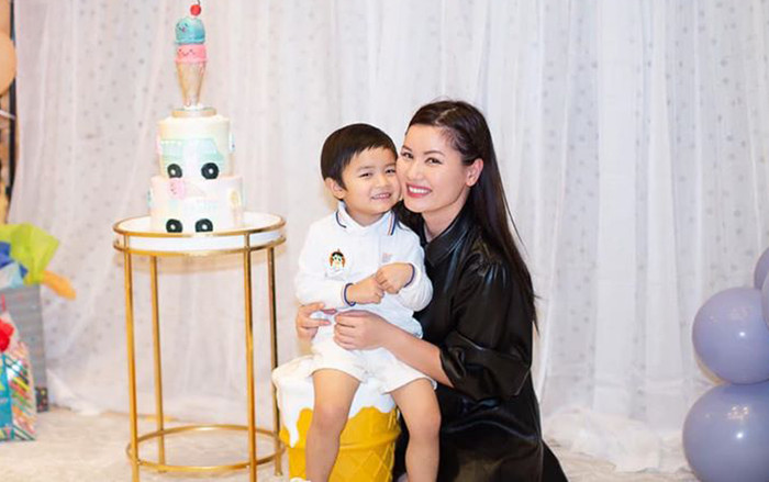 Vợ Đan Trường nhắn nhủ con trai: 'Lớn lên hãy trở thành người tử tế để không uổng phí cuộc đời' Ảnh 2