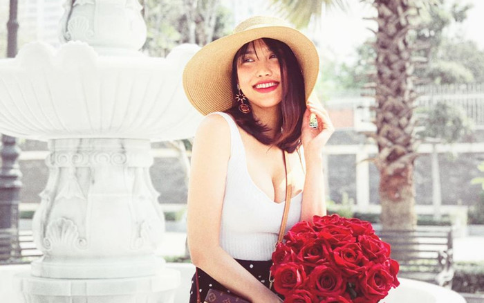 Sau 3 tuần sinh con, Lan Khuê đăng ảnh tươi tắn rạng rỡ hào hứng khoe 'hên quá đồ cũ vẫn mặc vừa' Ảnh 2