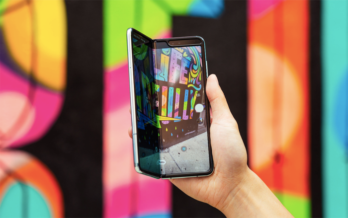 Samsung tự phủ nhận đã bán được 1 triệu chiếc Samsung Galaxy Fold Ảnh 2