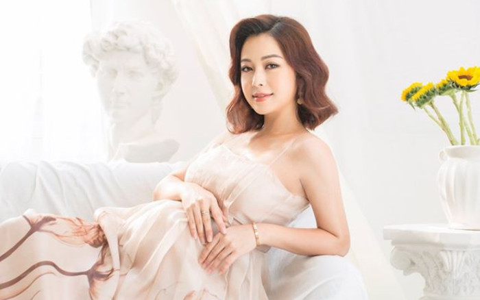 Hoa hậu Jennifer Phạm khoe đường cong và nhan sắc quyến rũ khi mang thai ở tháng thứ bảy Ảnh 2