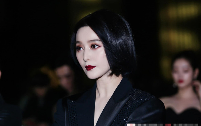 'Soái tỷ' Phạm Băng Băng tóc ngắn, mặc suit lạnh lùng chiếm trọn spotlight tại sự kiện Ảnh 2