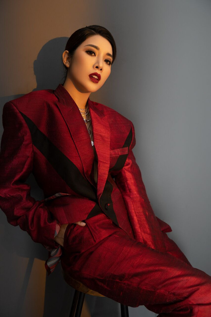 Suit chọn màu nào để vừa sang chảnh lại vẫn tôn được nét quyến rũ đỉnh cao