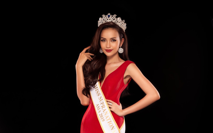 Bộ ảnh đầu tiên của Hoa hậu Ngọc Châu với vương miện danh giá: Hào quang chính là đây! Ảnh 2